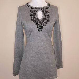 NWOT, Bell sleeve, beaded keyhole neck, gray knit tunic with side vents size M
